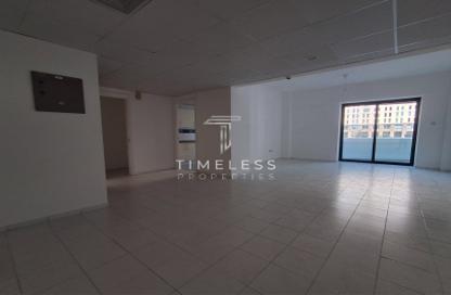 Apartment - 2 Bedrooms - 2 Bathrooms for rent in Sky Tower - Sheikh Zayed Road - Dubai