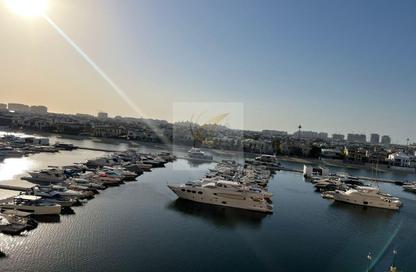 Apartment - 2 Bedrooms - 3 Bathrooms for rent in Marina Residences 3 - Marina Residences - Palm Jumeirah - Dubai