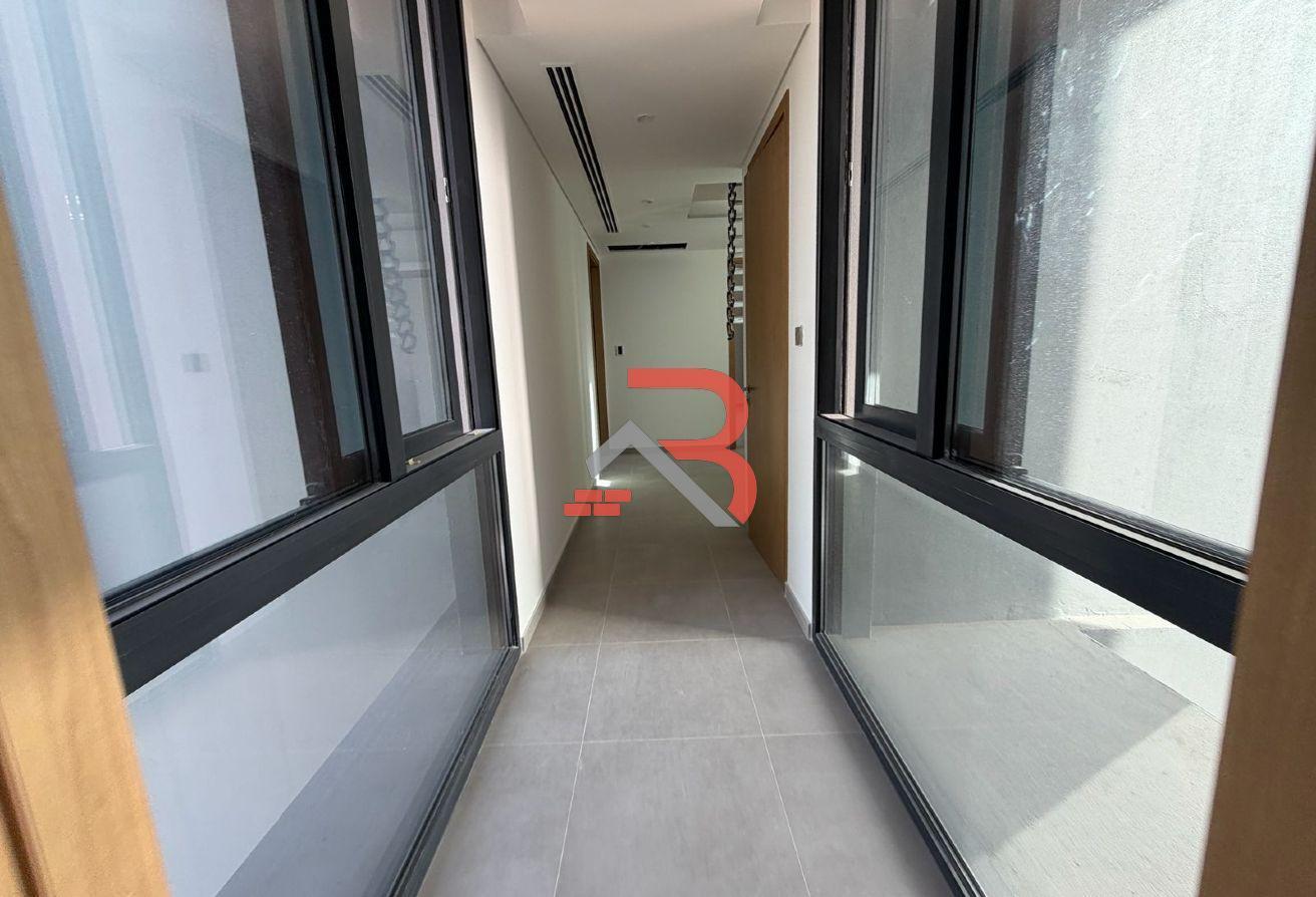 G+2 | Single Row | 6BR+Maid's | Private Elevator photo 12