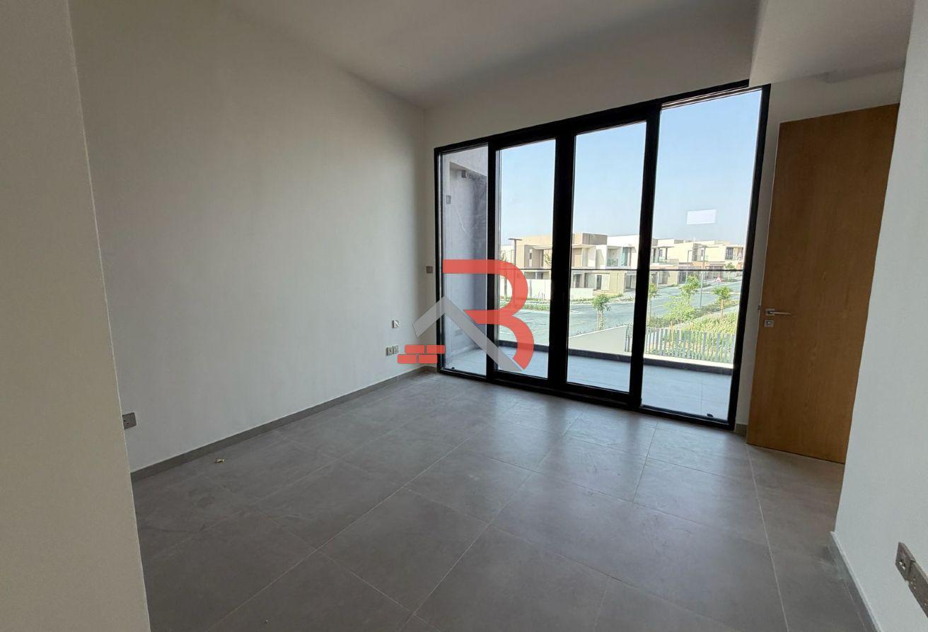 G+2 | Single Row | 6BR+Maid's | Private Elevator photo 10
