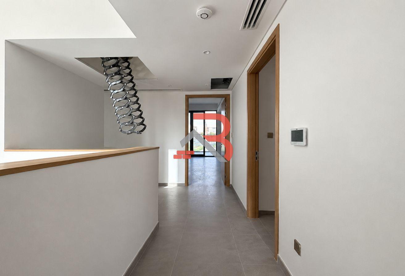 G+2 | Single Row | 6BR+Maid's | Private Elevator photo 14