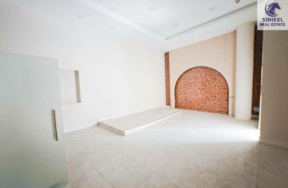 Shop - Studio - 1 for rent in Al Qusaidat - Ras Al Khaimah