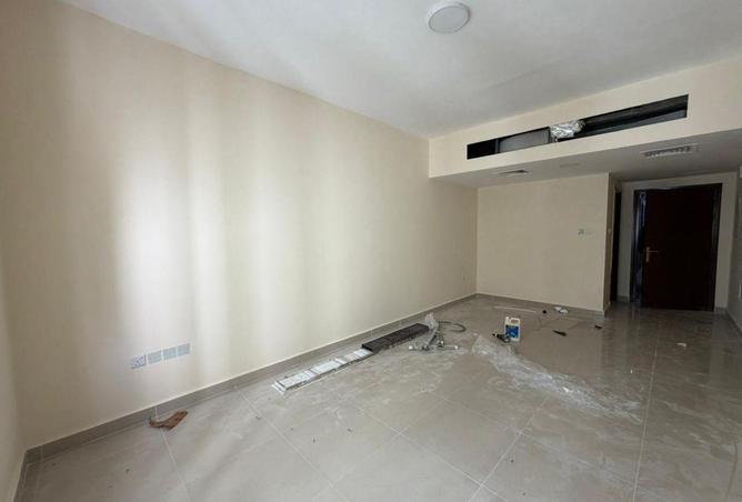 73120536 - Property Image 3