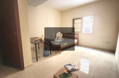Apartment - Studio - 1 Bathroom for rent in Muwaileh 29 Building - Muwaileh - Sharjah