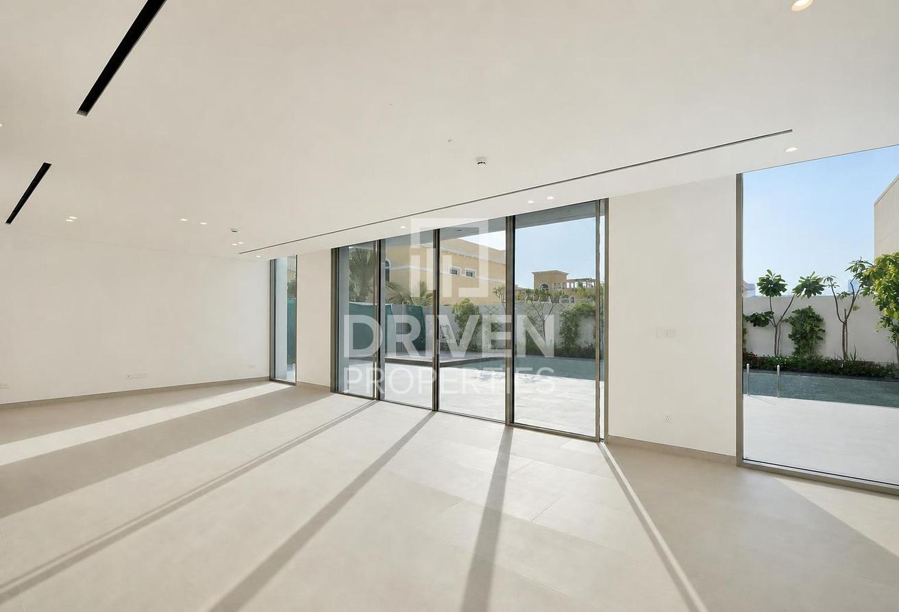 Exclusive | Amazing Skyline Views | Private Pool photo 9