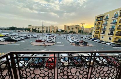شقة - 1 حمام للايجار في اي سي 1- اماراتي 19 - طراز إماراتي - المدينة العالمية - دبي شقة - 1 حمام للايجار في اي سي 1- اماراتي 19 - طراز إماراتي - المدينة العالمية - دبي