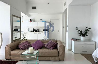 Apartment - Studio - 1 Bathroom for rent in Cayan Tower - Dubai Marina - Dubai