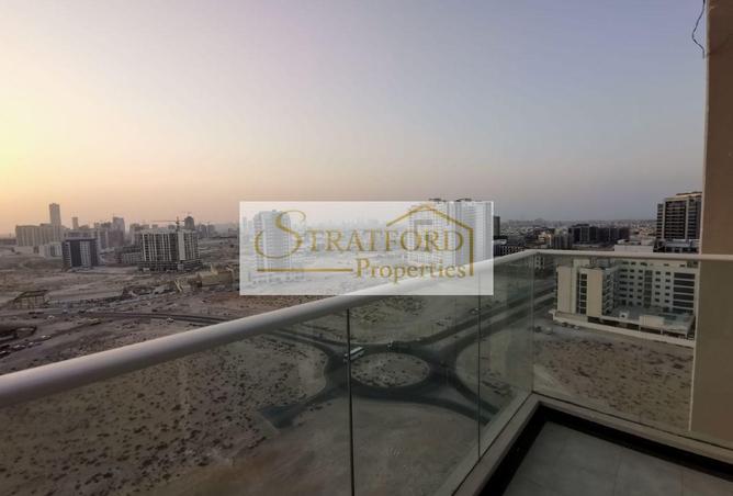 FULLY FURNISHED 1BR | CONVERTIBLE | COMMUNITY VIEW