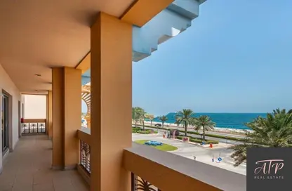 Apartment - 2 Bedrooms - 3 Bathrooms for rent in Sarai Apartments - The Crescent - Palm Jumeirah - Dubai