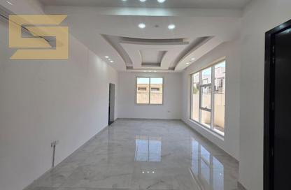 Villa - 5 Bedrooms - 7 Bathrooms for sale in Al Yasmeen 1 - Al Yasmeen - Ajman