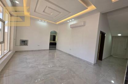Villa - 5 Bedrooms - 7 Bathrooms for sale in Al Yasmeen 1 - Al Yasmeen - Ajman