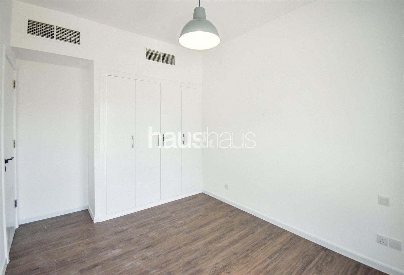 Fully Upgraded | Italian Kitchen | Vacant Now photo 14