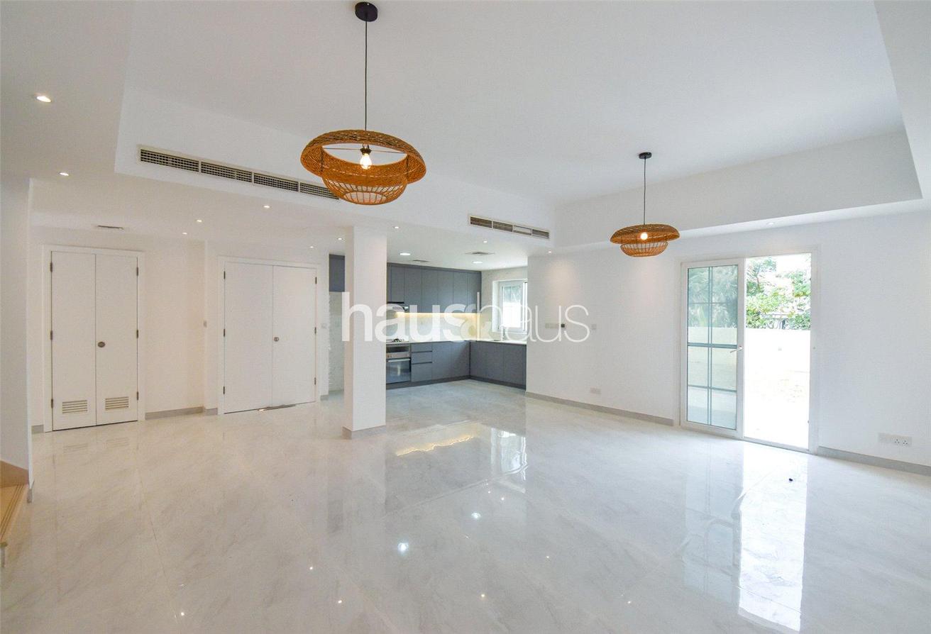 Fully Upgraded | Italian Kitchen | Vacant Now photo 4