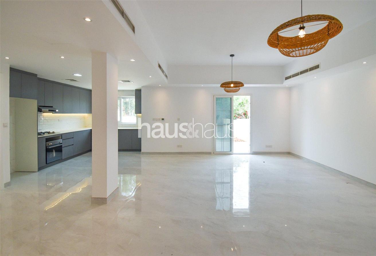 Fully Upgraded | Italian Kitchen | Vacant Now photo 6