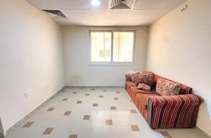 Apartment - 1 Bedroom - 1 Bathroom for rent in Al Shamsi 2 - Muwaileh Commercial - Sharjah