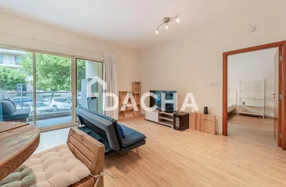 شقة - غرفة نوم - 1 حمام للايجار في الظفرة 1 - الظفرة - جرينز - دبي