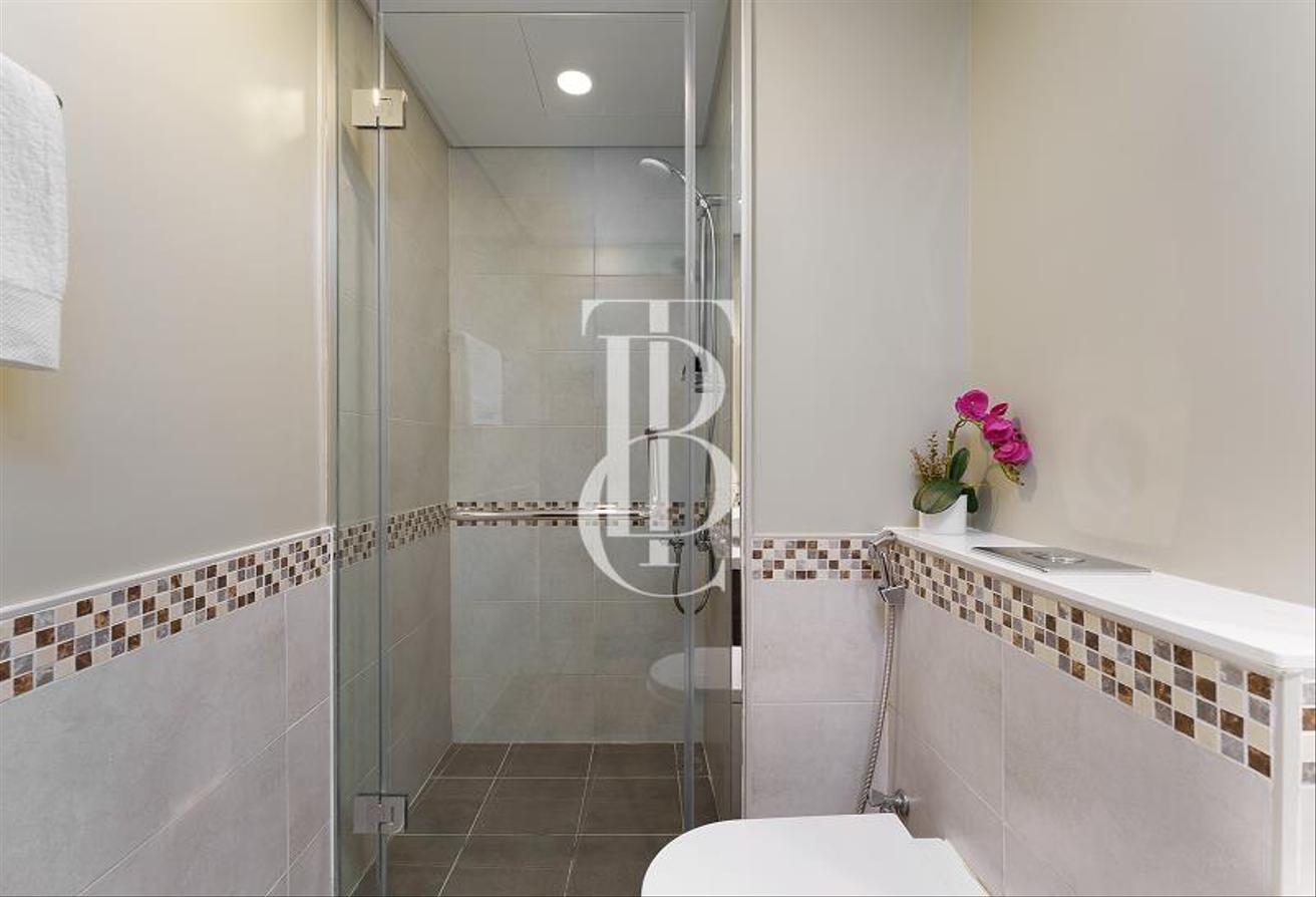 Fully Furnished | High Floor | Burj Views photo 14