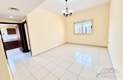 Apartment - 1 - 2 for rent in Muwaileh 29 Building - Muwaileh - Sharjah