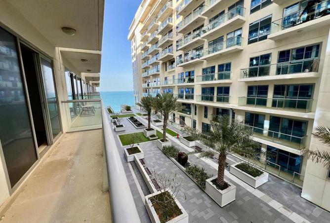 2 bedroom sea view CHILLER FREE