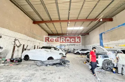 مستودع - استوديو للايجار في المنطقة الصناعية رقم 4 - المنطقة الصناعية بالشارقة - الشارقة