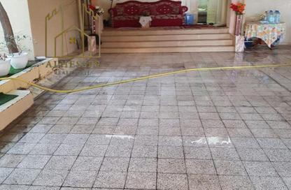 Villa - 6 - 7 for sale in Gate Tower 1 - Musheiref - Ajman
