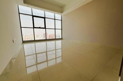 Apartment - 2 Bedrooms - 3 Bathrooms for sale in Gulfa Towers - Al Rashidiya 1 - Al Rashidiya - Ajman