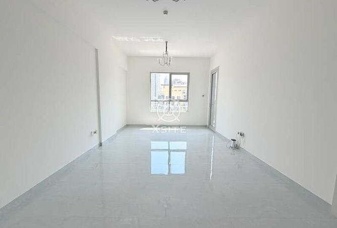 1 BR with Dishwasher|Spacious |Premium Location photo 2
