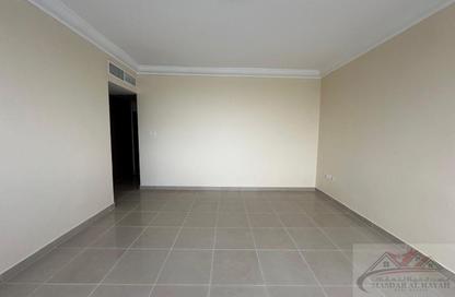Apartment - 3 Bedrooms - 5 Bathrooms for sale in Ameer Bu Khamseen Tower - Al Majaz 3 - Al Majaz - Sharjah