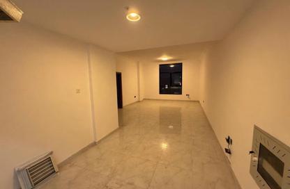 Apartment - 1 Bedroom - 2 Bathrooms for rent in Al Amira Village - Al Yasmeen - Ajman Apartment - 1 Bedroom - 2 Bathrooms for rent in Al Amira Village - Al Yasmeen - Ajman