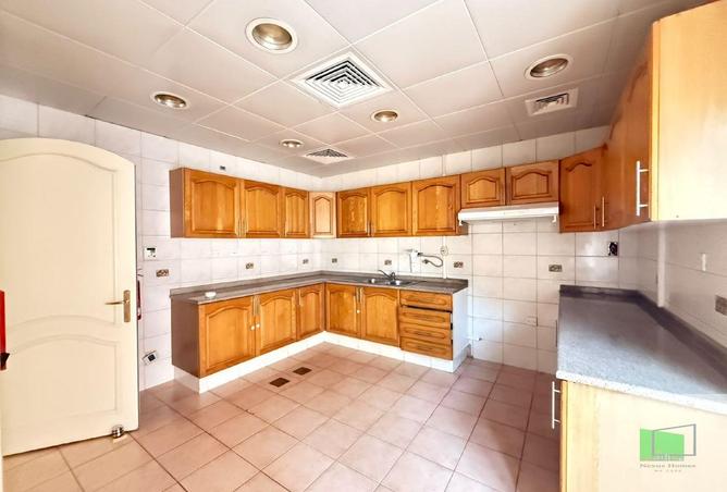 145073812 - Property Image 3