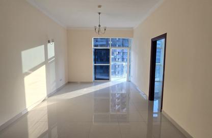 Apartment - 1 Bedroom - 2 Bathrooms for rent in Oasis Tower 1 - Dubai Sports City - Dubai