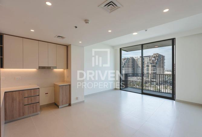 2OywMNYnWPw - Property Main Image