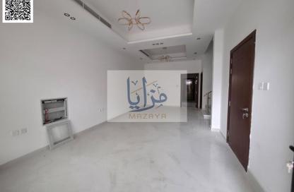 Townhouse - 4 Bedrooms - 7 Bathrooms for sale in Al Yasmeen 1 - Al Yasmeen - Ajman