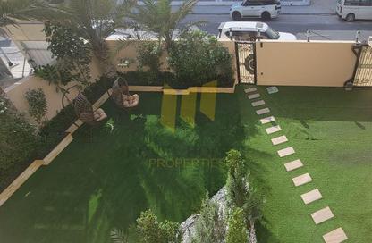 Villa - 6 Bedrooms - 7 Bathrooms for rent in Jumeirah Park - Dubai
