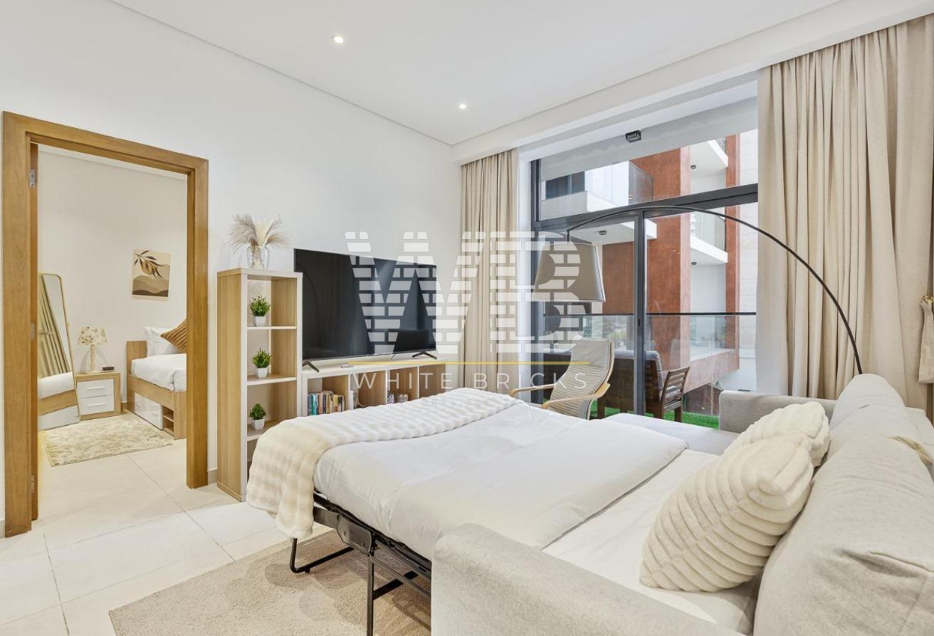 Fully Furnished 1BR | Pool View | Great Amenities photo 3