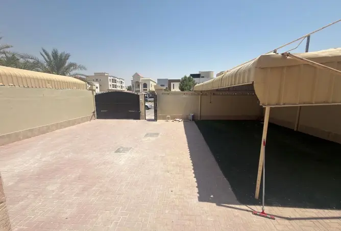 102413940 - Property Image 3