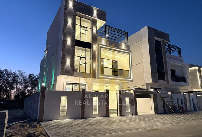 102016987 - Property Image 2