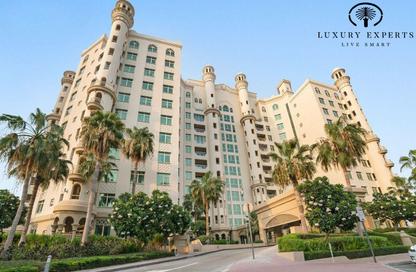Apartment - 3 Bedrooms - 3 Bathrooms for rent in Jash Falqa - Shoreline Apartments - Palm Jumeirah - Dubai
