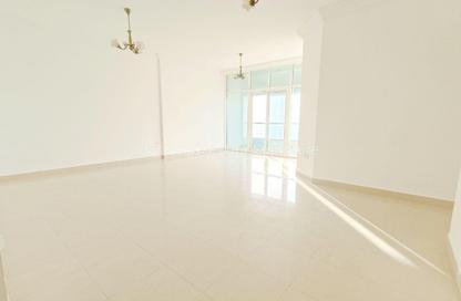 Apartment - 3 Bedrooms - 3 Bathrooms for rent in New Al Taawun Road - Al Taawun - Sharjah