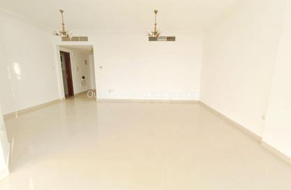 Apartment - 3 Bedrooms - 3 Bathrooms for rent in New Al Taawun Road - Al Taawun - Sharjah