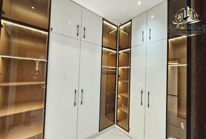 114601737 - Property Image 3