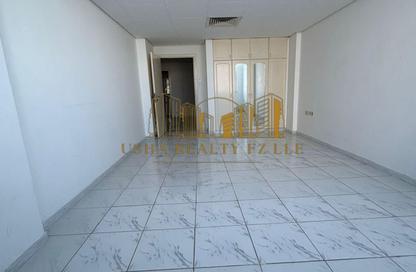 Apartment - 3 Bedrooms - 4 Bathrooms for rent in Downtown Fujairah - Fujairah Apartment - 3 Bedrooms - 4 Bathrooms for rent in Downtown Fujairah - Fujairah