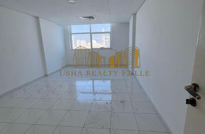 Apartment - 3 Bedrooms - 4 Bathrooms for rent in Downtown Fujairah - Fujairah Apartment - 3 Bedrooms - 4 Bathrooms for rent in Downtown Fujairah - Fujairah