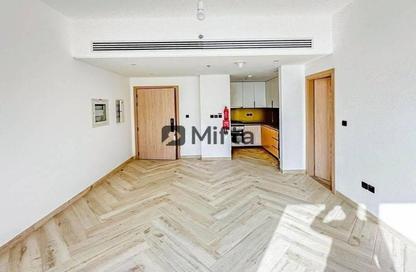 شقة - غرفة نوم - 2 حمامات للايجار في امباير ريزيدينس - ديستريكت 17 - قرية جميرا الدائرية - دبي
