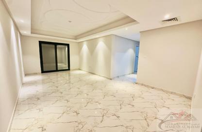 Apartment - 2 - 2 for rent in Muwaileh 3 Building - Muwaileh - Sharjah