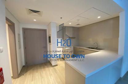Apartment - 2 - 3 for rent in Waters Edge - Yas Island - Abu Dhabi
