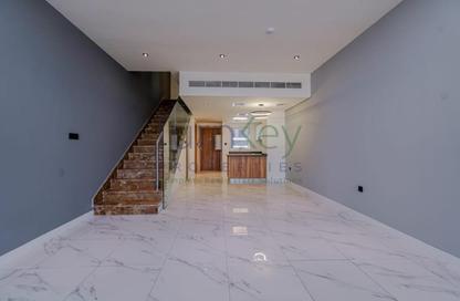 Townhouse - 1 - 2 for rent in Rukan 3 - Rukan - Dubai