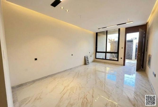 104120885 - Property Image 3
