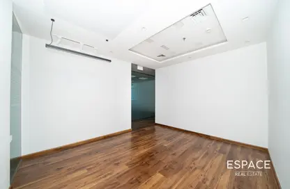Office Space - Studio - 1 Bathroom for rent in Bay Square Building 12 - Bay Square - Business Bay - Dubai