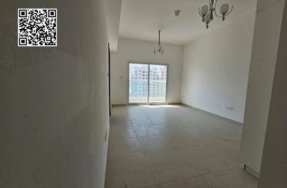 Apartment - Studio - 1 for rent in A2 - Al Ameera Village - Ajman